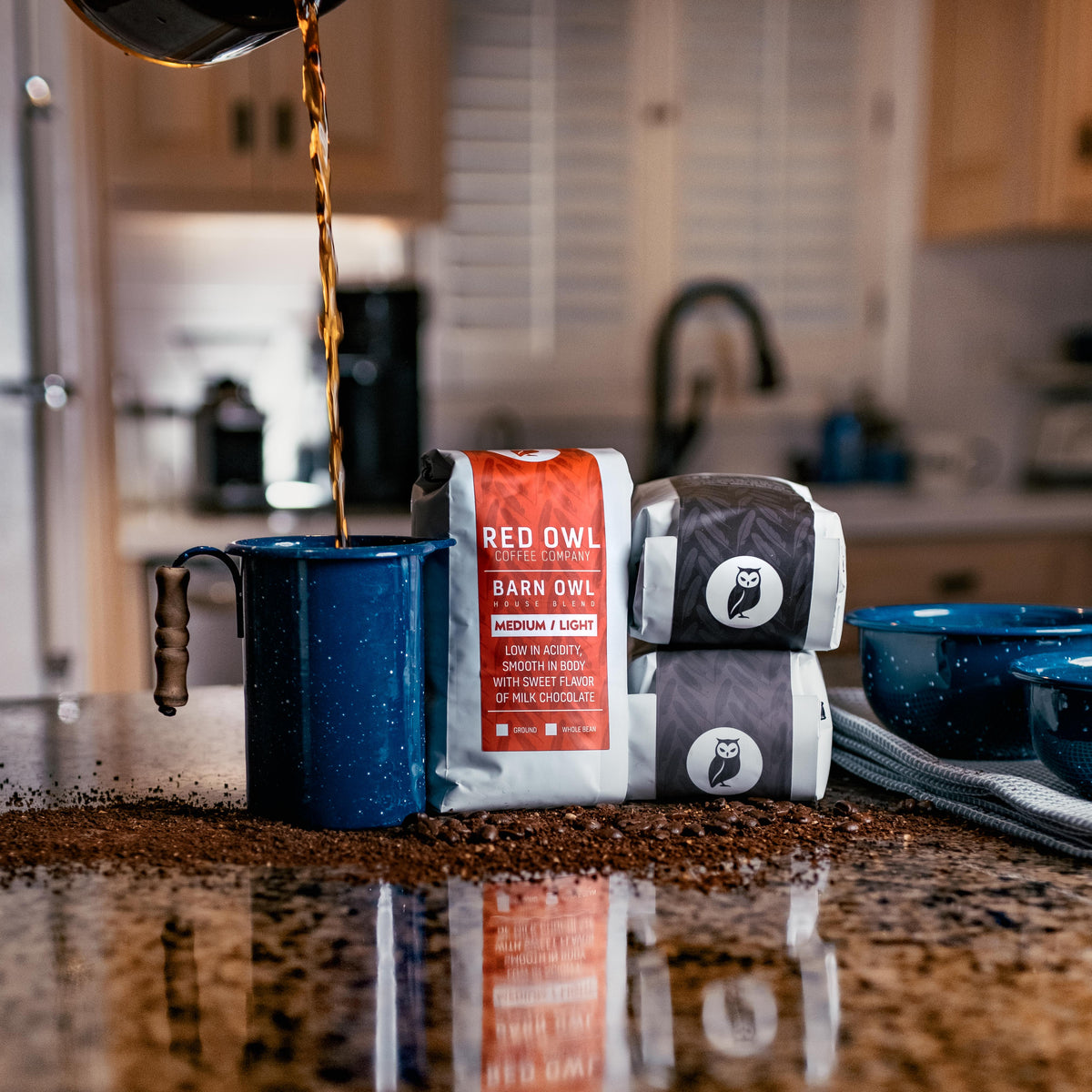 Red Co. Double Wall Vacuum Insulated Snowflake Coffee Mug — Red Co. Goods